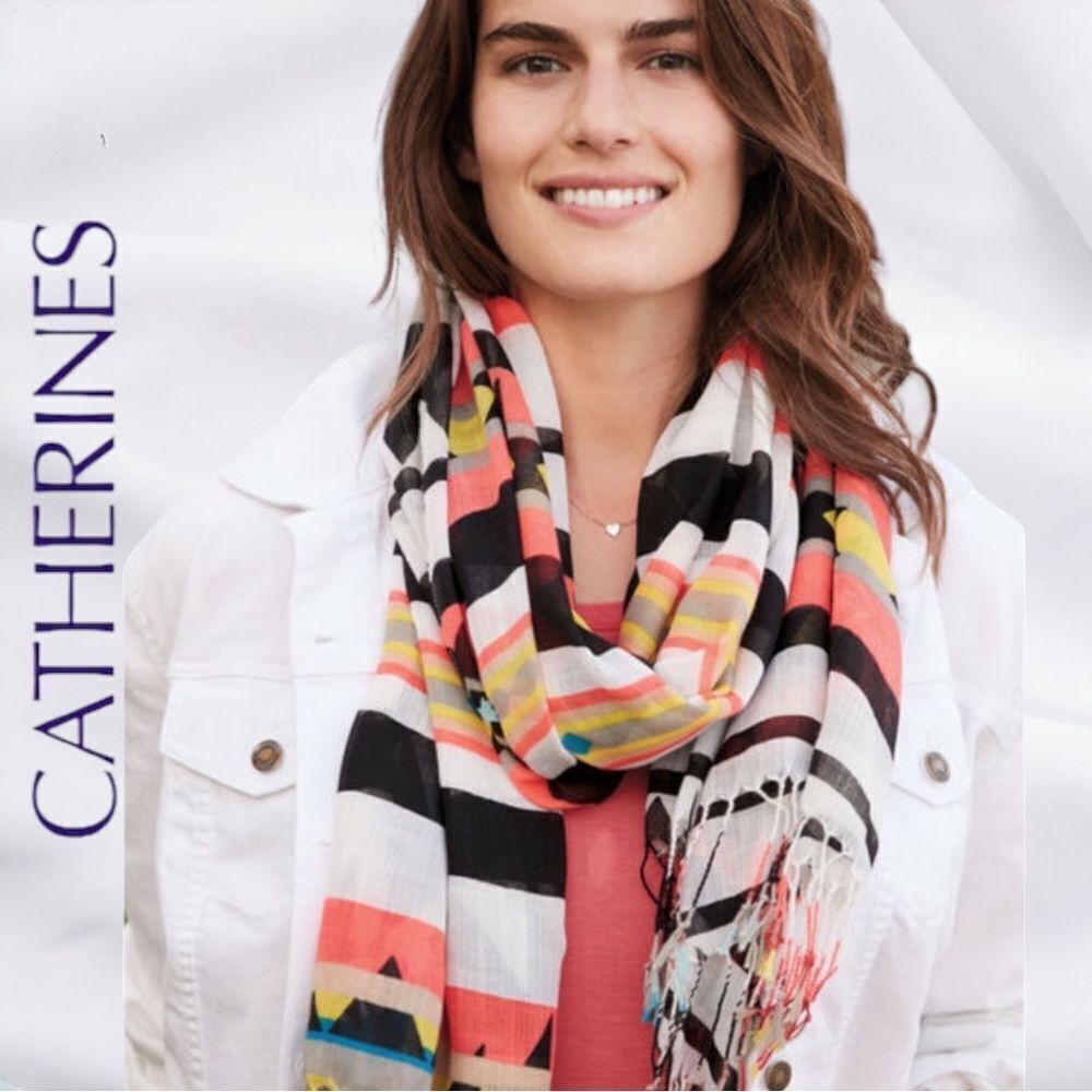CATHERINES Printed Tribal Print Fringe Women's Scarf NEW